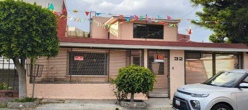 Casa En Venta, Jardines De Satélite, Naucalpan, 5 Recamaras.
