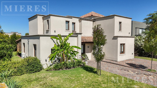 Casa En Venta En Barbarita - Lote Interno - Bancalari