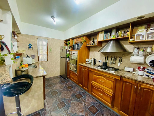 Casa En Venta En Mataderos