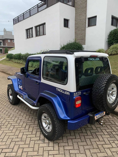 Troller T4 3.0 2p 2008