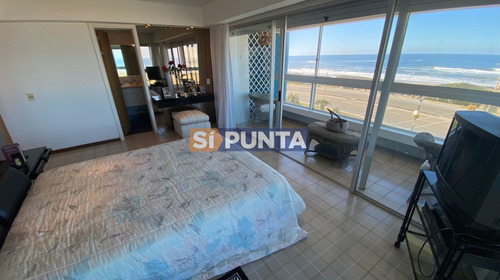 Imagen 16 de 30 de Apartamento En Playa Brava A La Venta