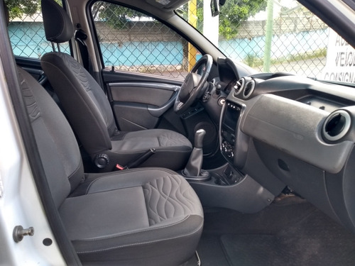 Duster 2014 1.6 16v Techroad Hi-flex 5p