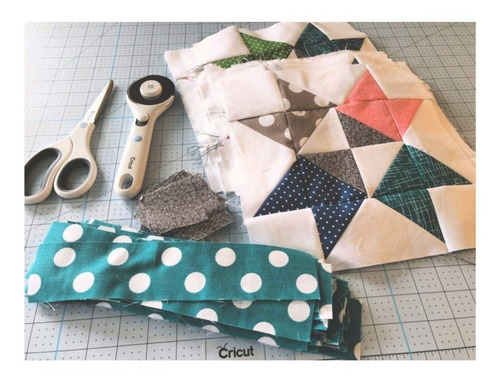 Imagen 4 de 8 de Navaja Para Tela Más Ensamblaje Cricut