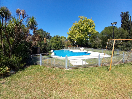 Chalet De Ensueño En Parque Leloir - Exclusividad Y Confort