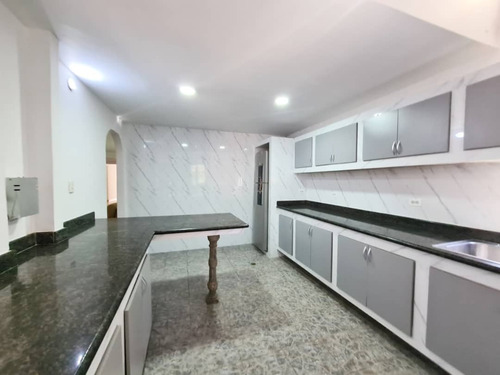 Imagen 7 de 30 de Se Vende Casa Quinta Naguanagua Lemc-269 04125067379 04244900499