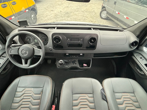 Mercedes-Benz Sprinter 417 Executiva 19 Lugares