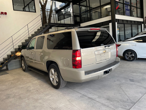 Chevrolet Suburban D Piel Aa Dvd Qc 4x4 At