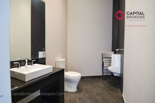 Casa De Lujo En Venta Con Alberca Fracc Gran Jardín León