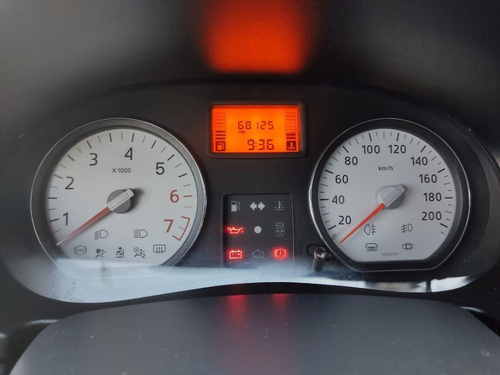 Renault Logan Dynamique 1.6 Mt Modelo 2012