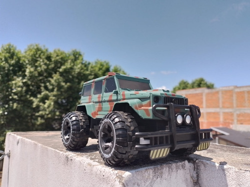 Auto A Radio Control Remoto Camioneta 4x4 Color Verde claro