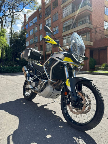 Aprilia Tuareg 660