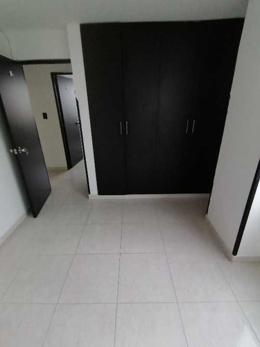 Imagen 8 de 13 de En Venta Económico Apartamento Provenza Bucaramanga 3 Habitaciones
