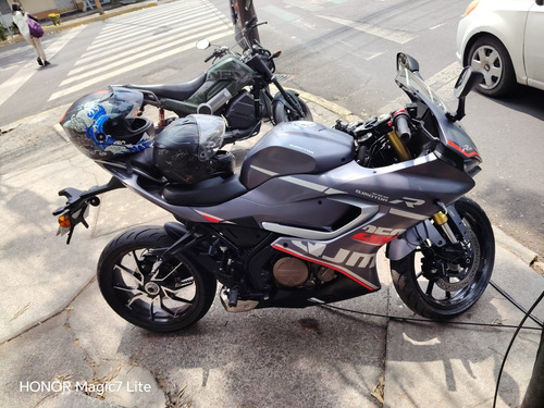 Srk 250 Rc, 249 Cc Mono Brazo