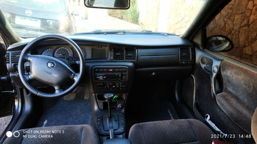 Imagem 5 de 6 de Chevrolet Vectra 2001 2.2 16v Cd 4p