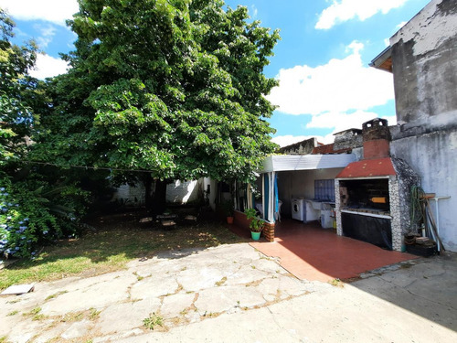 Imagen 13 de 21 de Venta Casa 3 Amb 300 M2 Patio Valentin Alsina Lanus
