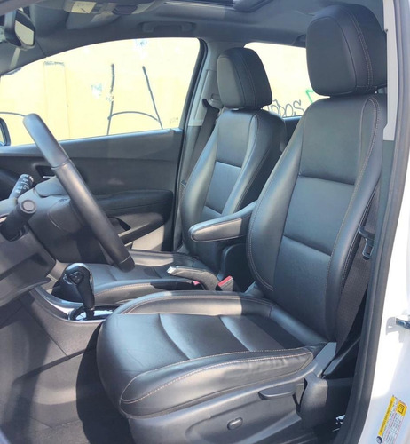 Imagem 13 de 25 de Chevrolet Tracker 1.4 Turbo Ltz Branca + Teto Solar Ano 2017