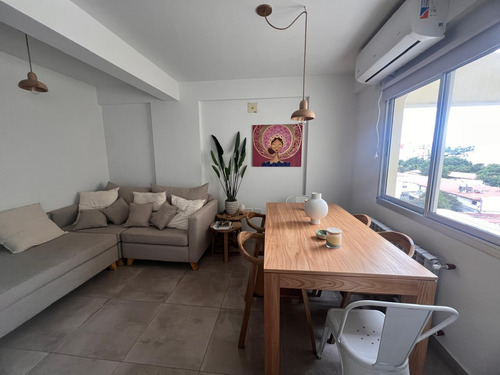Departamento En Venta España Al 1200, Oportunidad!