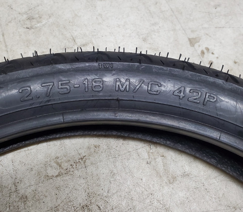 Llanta 275-18 Pirelli City Demon Tl Uso Sin Camara