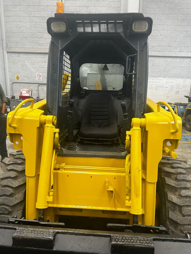 Minicargador Gehl De 2 Toneladas, Importado Y Seminuevo