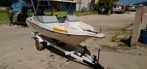 Lancha Lagoon 17