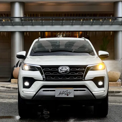 Toyota Fortuner 2.8 Srv