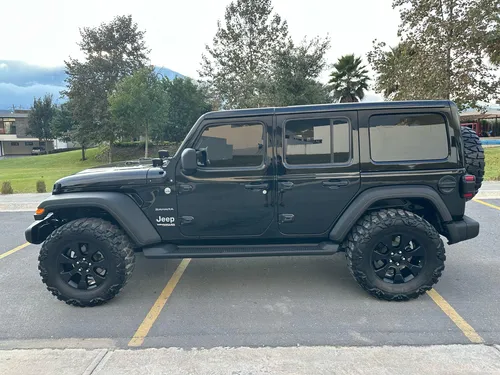 Jeep Wrangler 3.6 Unlimited Sahara 4x4 At