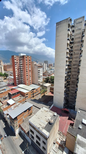 Santa Rosalia - Apartamento En Oportunidad 63mts/2h/1b
