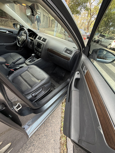 Volkswagen Vento 1.4 Highline 150cv At
