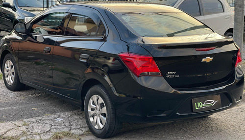 Chevrolet Onix plus 1.0 JOY