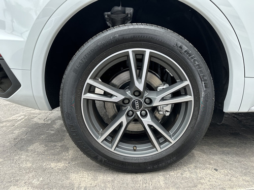 Audi Q5 2.0 L 45 Tfsi Elite Dsg