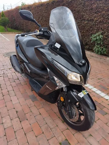 Kymco Xtown 300 - Único Dueño. Todo Original100%.