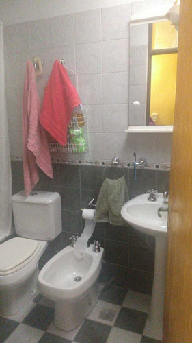 Imagen 3 de 14 de Don Bosco - Esteban Paglieri 6900 - Casa 4 Dormitorios En Venta