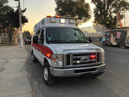 Imagen 2 de 15 de Ford Ambulancia 2013 Tipo 2