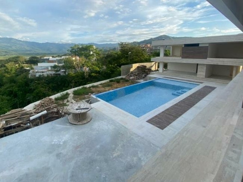 Imagen 7 de 14 de Exclusiva Casa Con Vista Al Dique De Guataparo 1.800 Mts.sn.