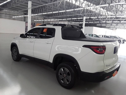 Fiat Toro 1.8 16v Evo Flex Freedom At6