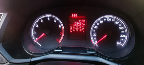 Volkswagen Voyage 1.6 Msi Total Flex 4p