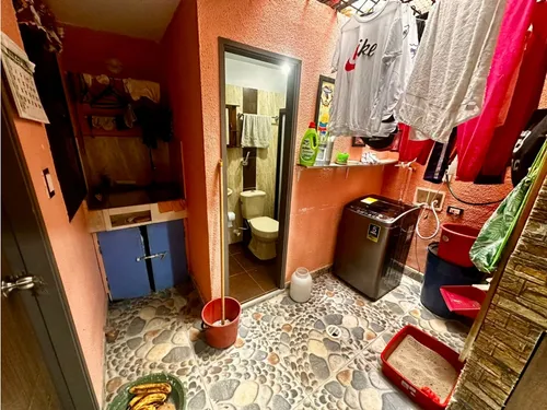 Vendo Apartemento En Barrio Nuevo-bello-primer Piso-2baños-3alc