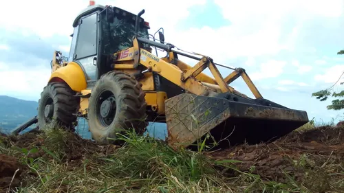 Retroexcavadora New Holland B115b 4x4