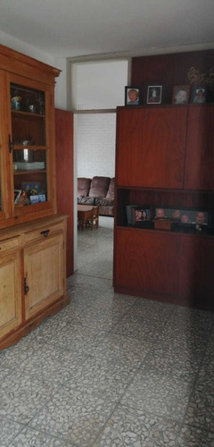 Hermosa Casa En La Ciudad De Tarariras