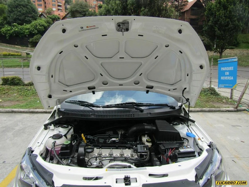 Volkswagen Voyage Conforttline Mt 1600