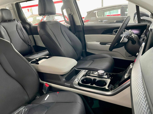 Imagem 11 de 14 de Kia Carnival 3.5 V6 Gasolina Ex Automatico