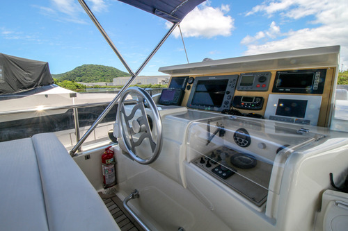 Ferretti 70 - Fly 02x Man 1550hp - 04 Suites