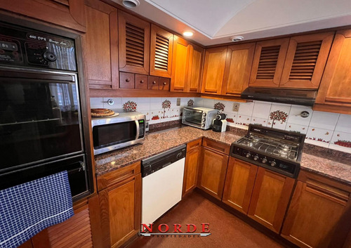 Venta Casa 5 Ambientes Barrio Naon Mataderos