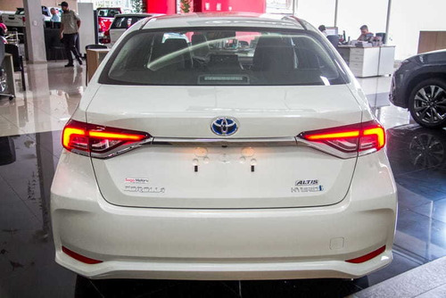 Toyota Corolla Altis Hybrid