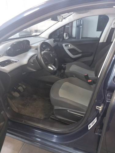 Peugeot 208 Active Año 2015