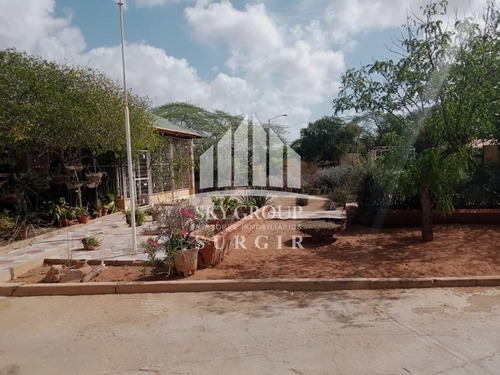 Imagen 15 de 20 de Casa En Zarabon Sgc-259