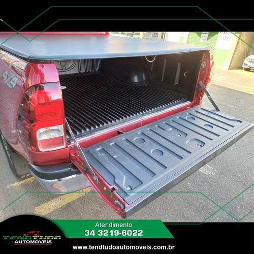 Imagem 6 de 8 de Toyota Hilux Srx 2.8 Vermelho 2016