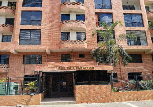 Mg Asein1908 Vende Cómodo Apartamento En La Urbanización El Bosque Valencia. Edo. Carabobo