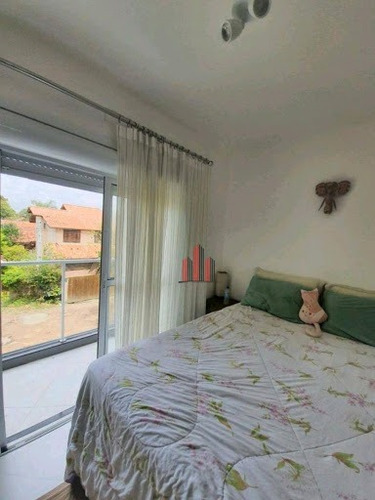 Sobrado Com 2 Dormitórios À Venda, 65 M² Por R$ 450.000,00 - Campeche - Florianópolis/sc - So0870