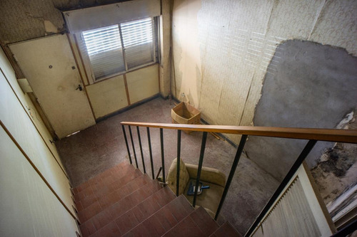 Imagen 8 de 19 de Venta Galpón 185 M2 Con Vivienda En Planta Alta - Azcuenaga-